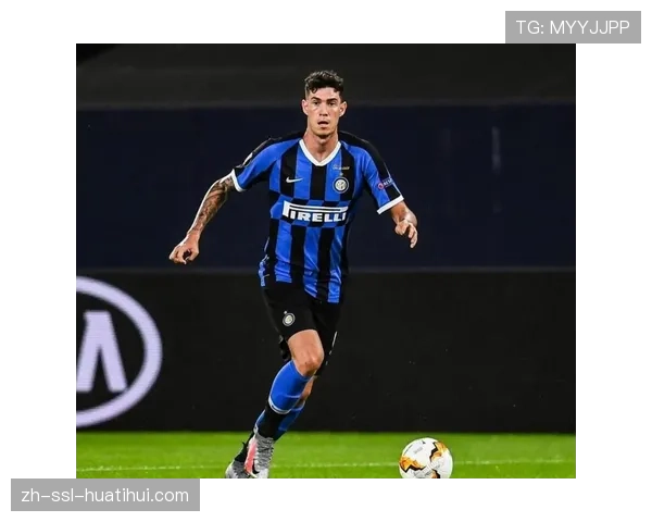 镜头聚焦：国米后卫巴斯托尼关键封堵后振臂怒吼